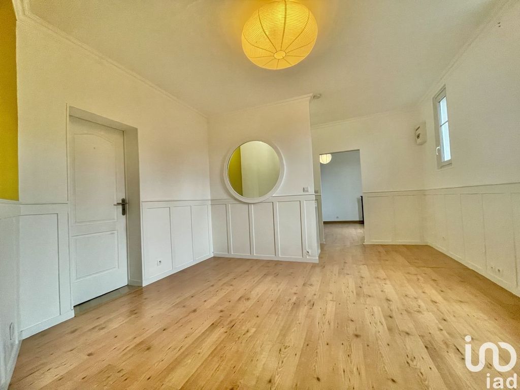 Achat maison à vendre 2 chambres 84 m² - Sainte-Geneviève-des-Bois