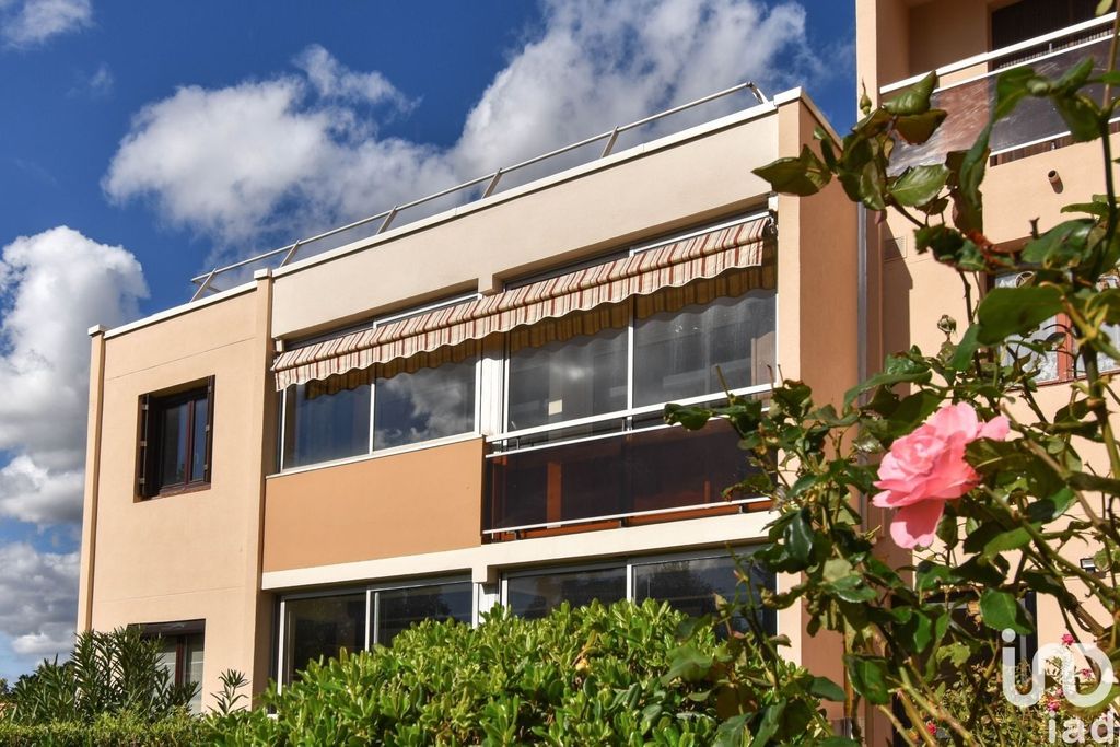 Achat appartement à vendre 5 pièces 97 m² - Aubagne