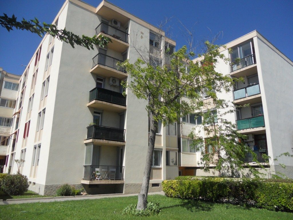 Achat appartement à vendre 3 pièces 56 m² - Marignane