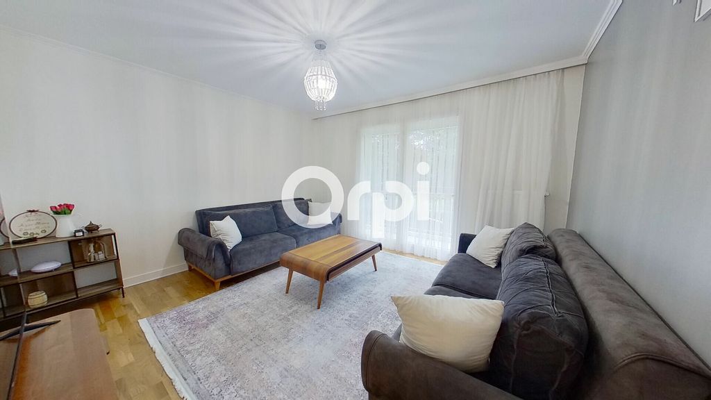 Achat appartement à vendre 4 pièces 76 m² - Saint-Fons