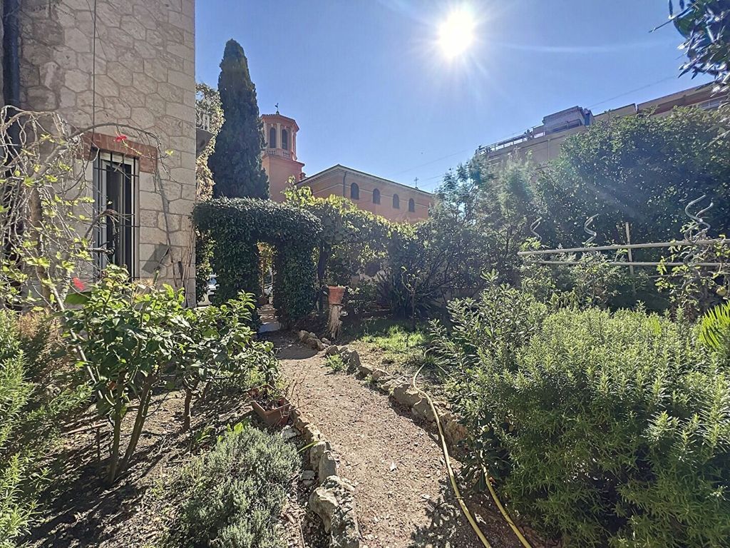 Achat maison à vendre 3 chambres 151 m² - Menton