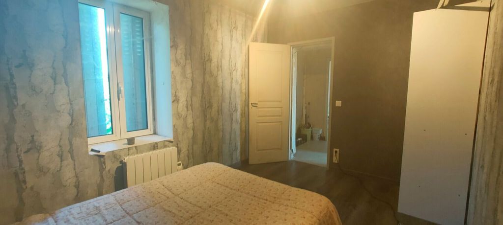 Achat maison 2 chambre(s) - Saint-Parize-le-Châtel