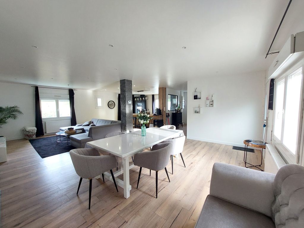 Achat maison à vendre 5 chambres 180 m² - Hérouvillette