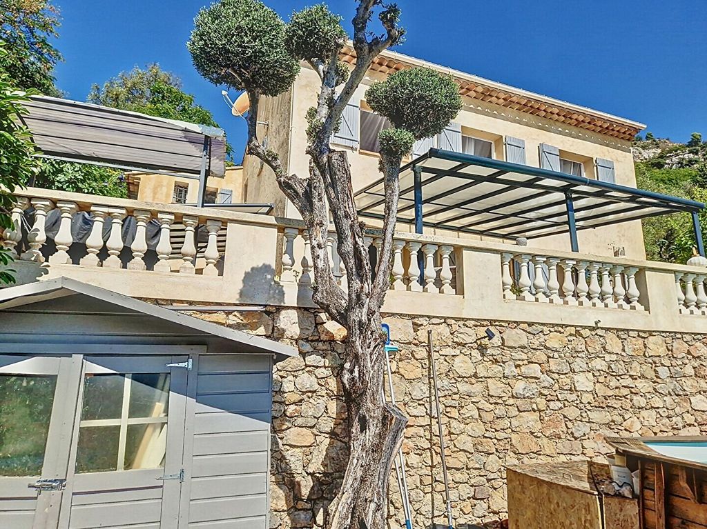 Achat maison à vendre 5 chambres 147 m² - Le Bar-sur-Loup