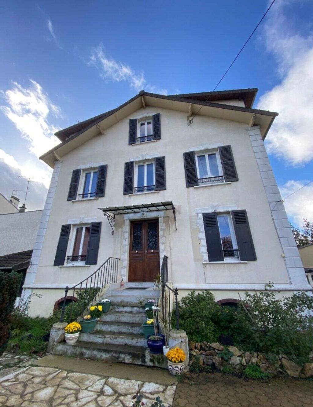 Achat maison à vendre 5 chambres 129 m² - Villemomble