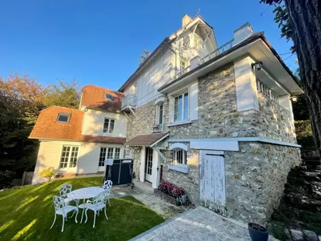 Achat maison à vendre 4 chambres 172 m² - Soisy-sous-Montmorency