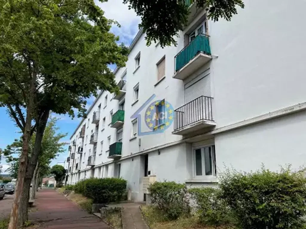Achat appartement à vendre 3 pièces 58 m² - Mantes-la-Jolie