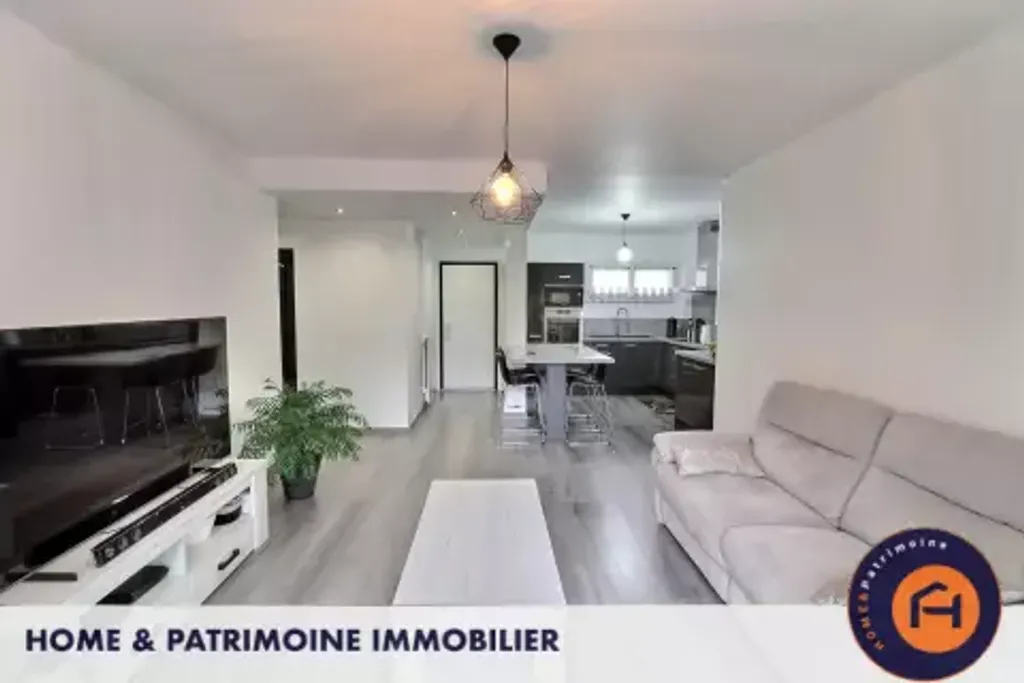Achat appartement à vendre 3 pièces 66 m² - Thonon-les-Bains