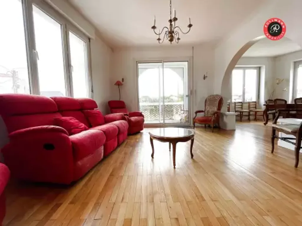 Achat maison à vendre 4 chambres 184 m² - Les Sables-d'Olonne