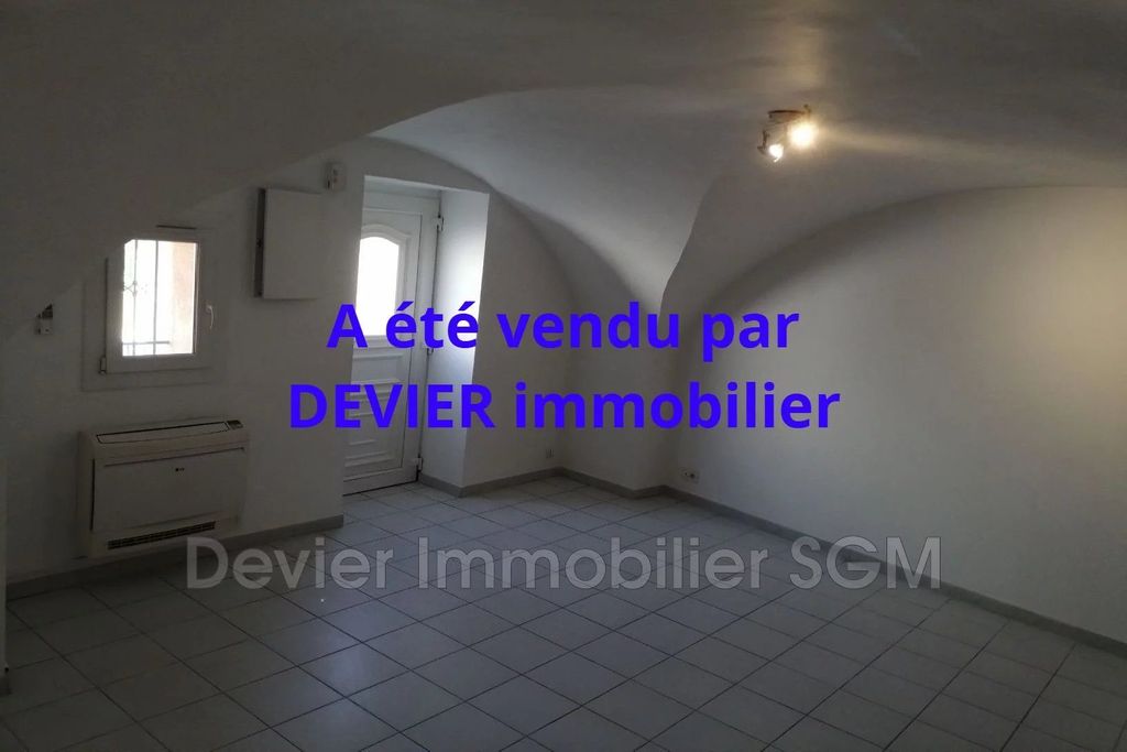 Achat appartement à vendre 3 pièces 58 m² - Saint-Geniès-des-Mourgues