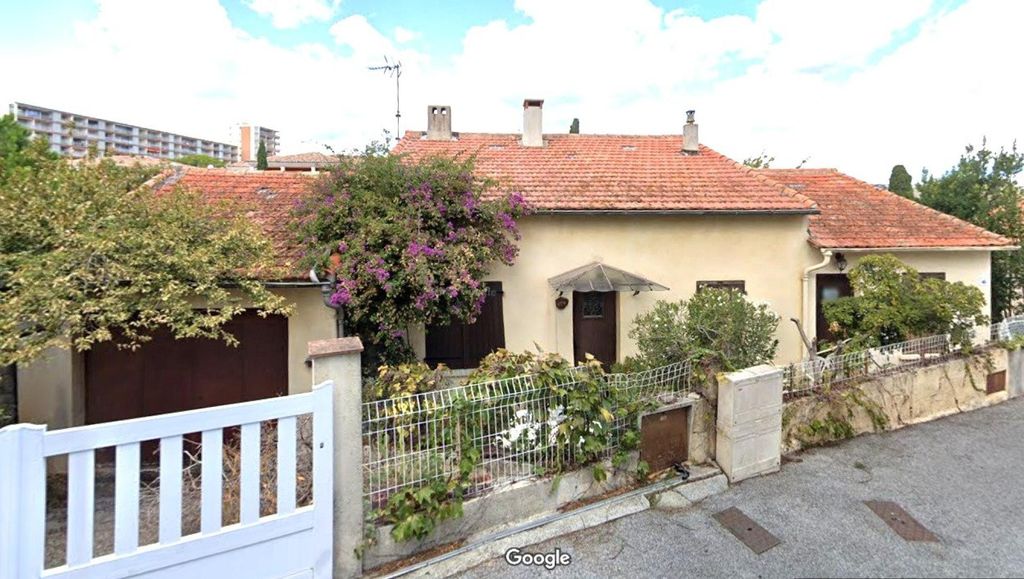 Achat maison à vendre 4 chambres 108 m² - Sainte-Maxime