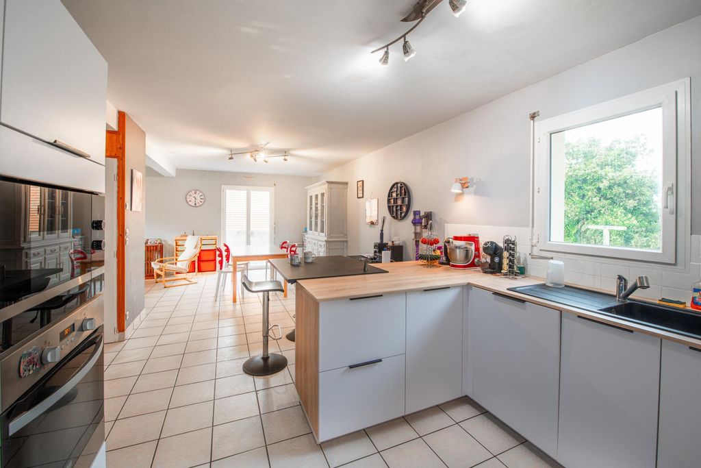 Achat maison à vendre 4 chambres 91 m² - Locmaria-Plouzané