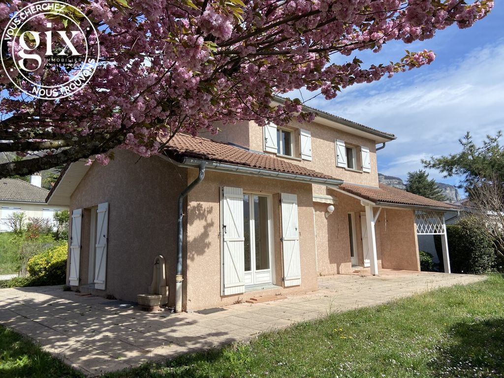 Achat maison à vendre 4 chambres 109 m² - Saint-Nazaire-les-Eymes