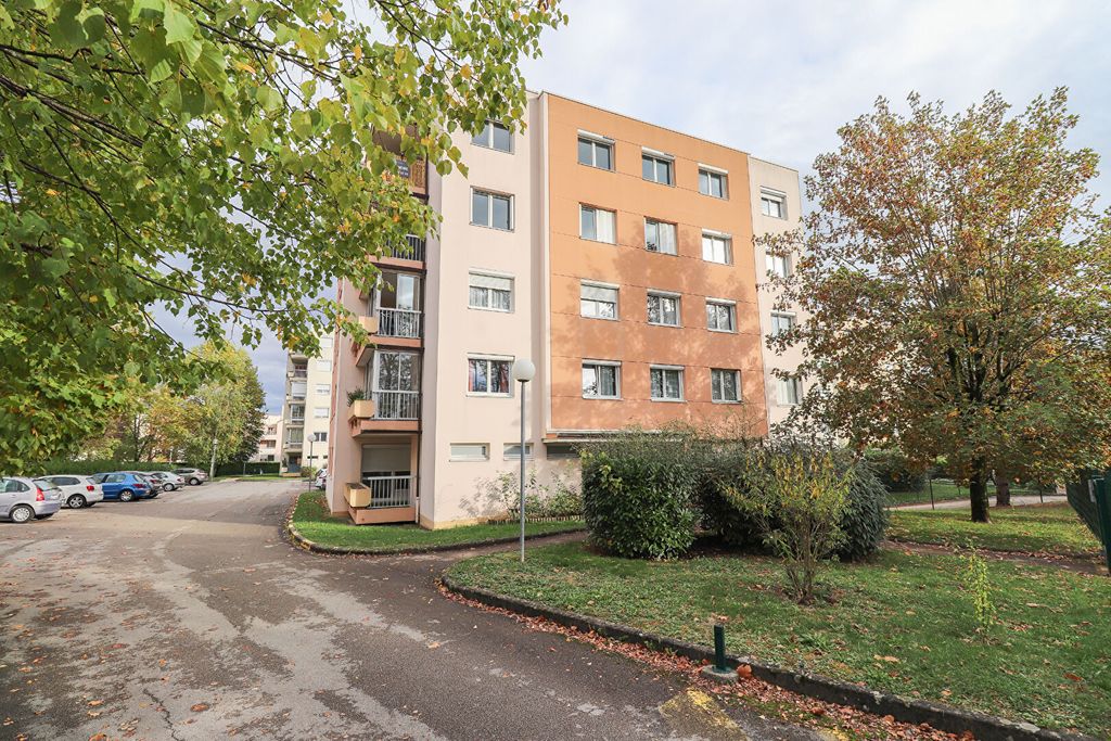 Achat appartement à vendre 5 pièces 90 m² - Saint-Apollinaire