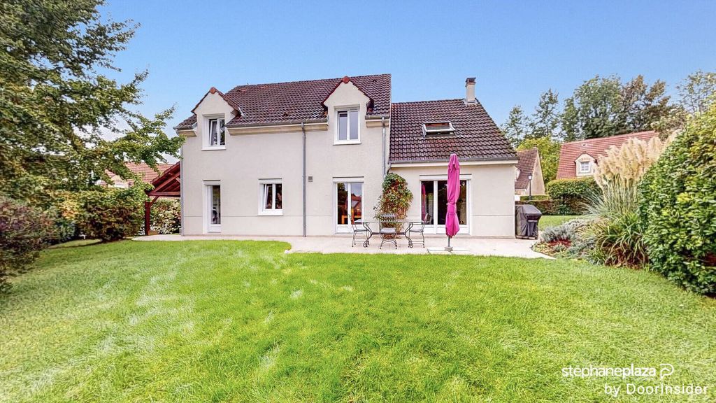 Achat maison à vendre 4 chambres 139 m² - La Queue-en-Brie