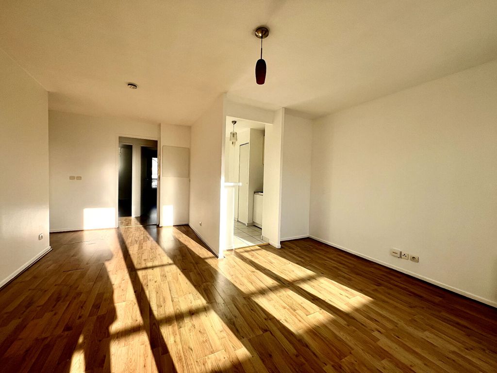 Achat appartement à vendre 3 pièces 54 m² - Saint-Ouen