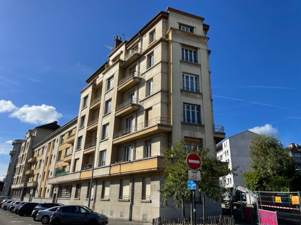 Achat appartement à vendre 6 pièces 127 m² - Besançon