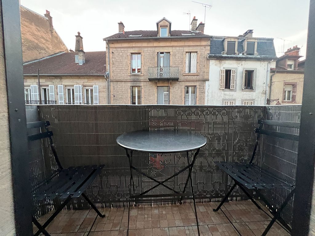 Achat appartement à vendre 3 pièces 69 m² - Luxeuil-les-Bains