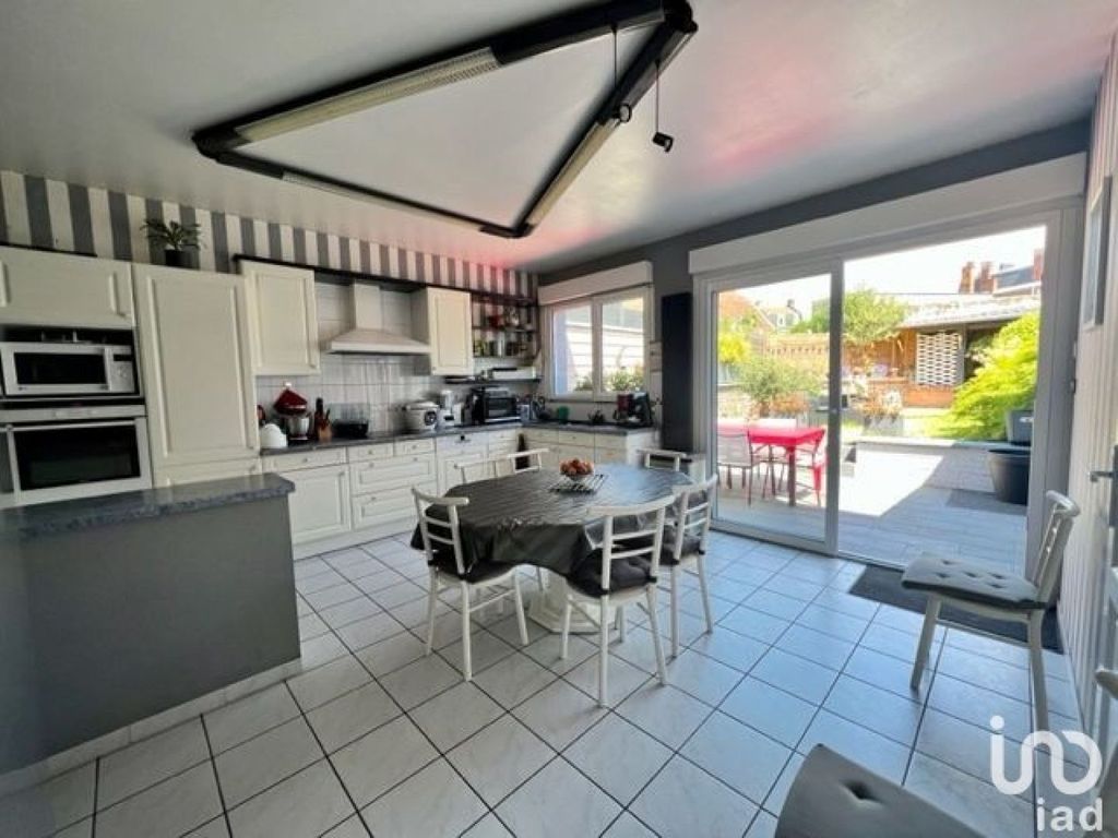 Achat maison à vendre 3 chambres 136 m² - Cambrai