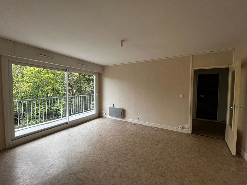 Achat appartement à vendre 3 pièces 62 m² - Cornillé-les-Caves