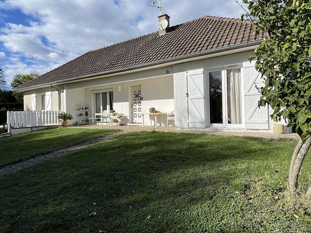 Achat maison à vendre 2 chambres 130 m² - Saint-André-d'Apchon
