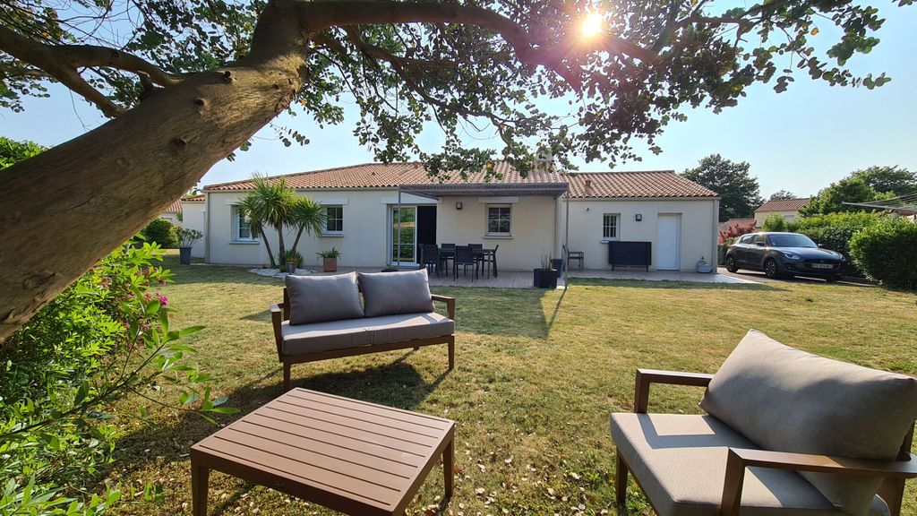 Achat maison à vendre 3 chambres 130 m² - Les Sorinières