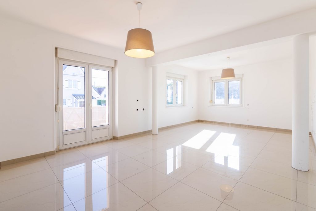 Achat maison à vendre 4 chambres 142 m² - Moyeuvre-Grande