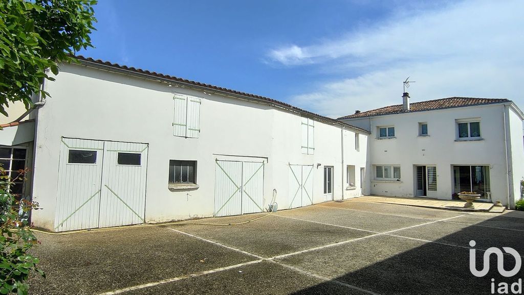 Achat maison à vendre 3 chambres 130 m² - Sainte-Soulle