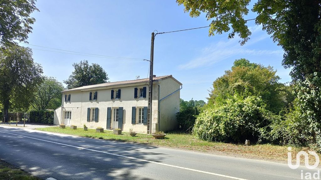 Achat maison à vendre 4 chambres 155 m² - Surgères