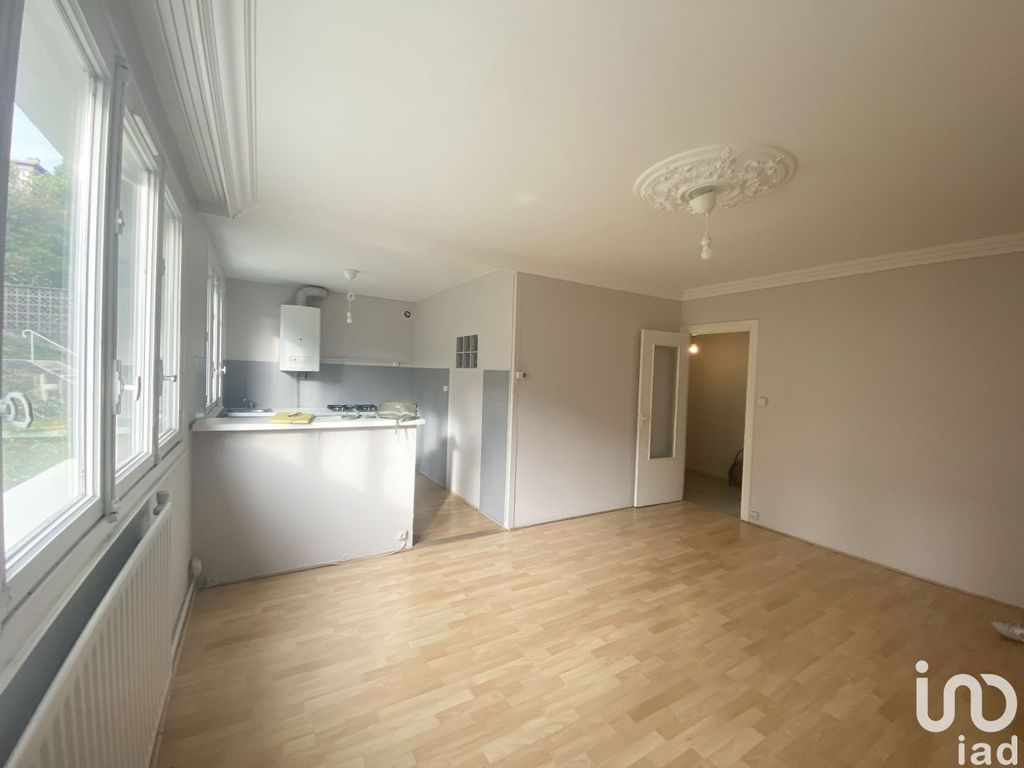 Achat appartement à vendre 4 pièces 67 m² - Saint-Priest-en-Jarez