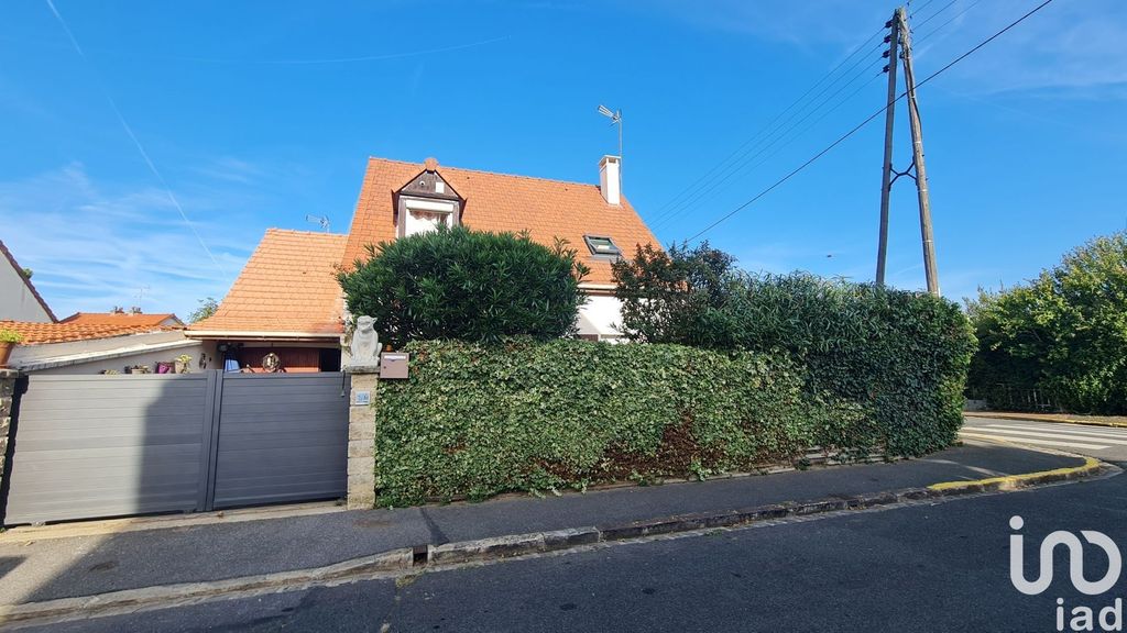 Achat maison à vendre 3 chambres 98 m² - Viry-Châtillon