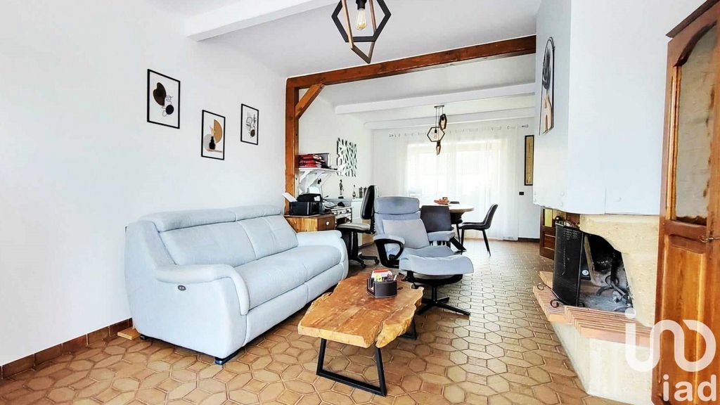Achat maison à vendre 4 chambres 134 m² - Lorry-lès-Metz
