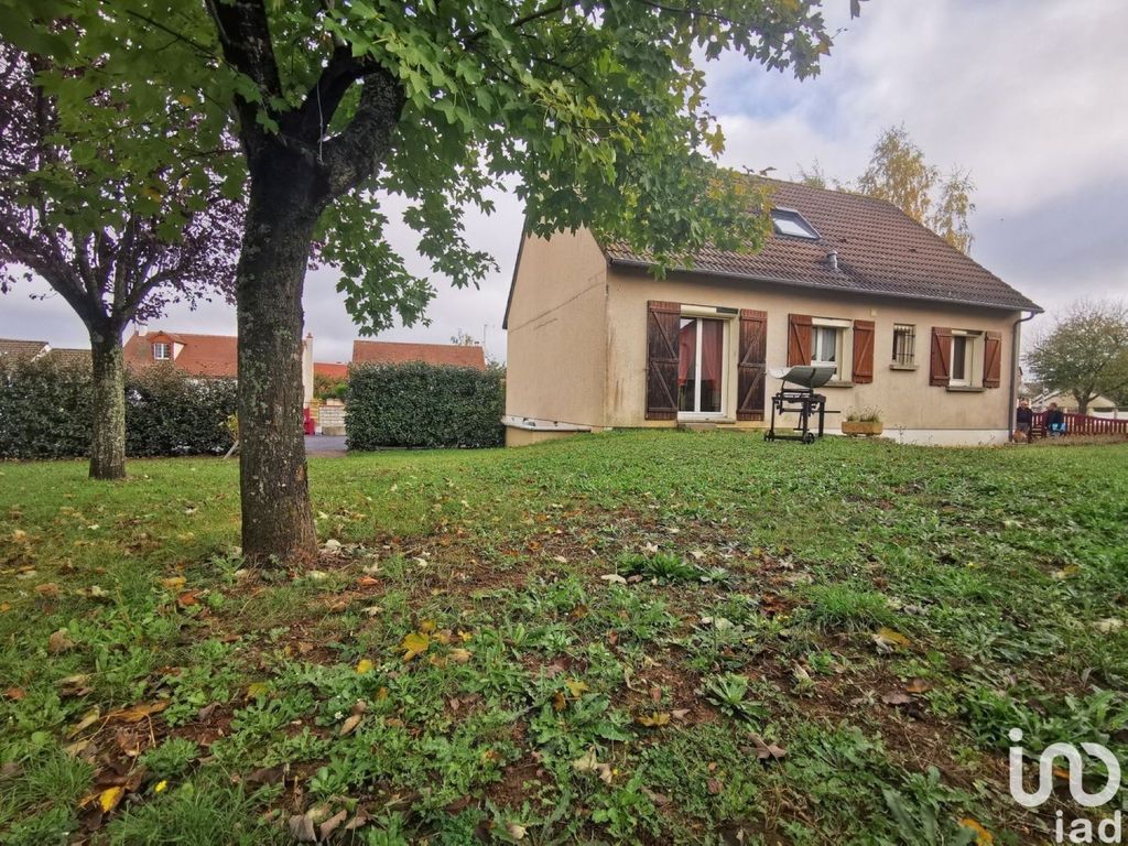 Achat maison à vendre 4 chambres 131 m² - Orgères-en-Beauce