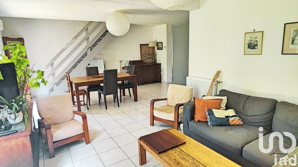 Achat maison à vendre 3 chambres 75 m² - Auray