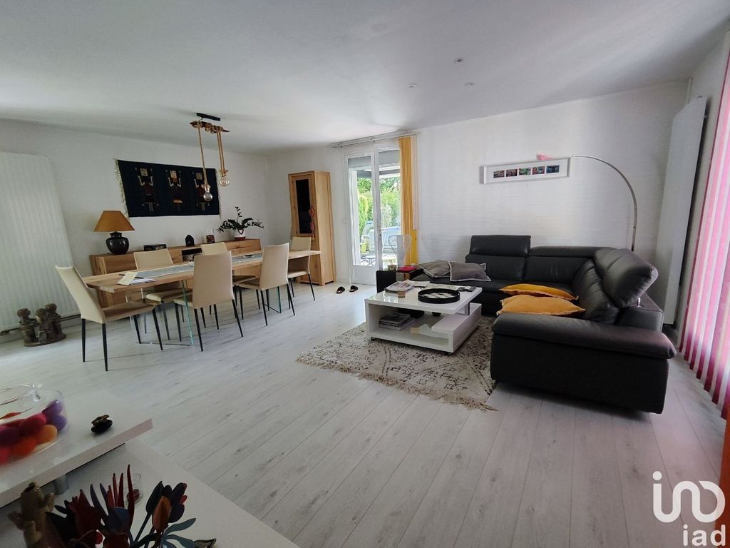 Achat maison à vendre 3 chambres 99 m² - Fagnières