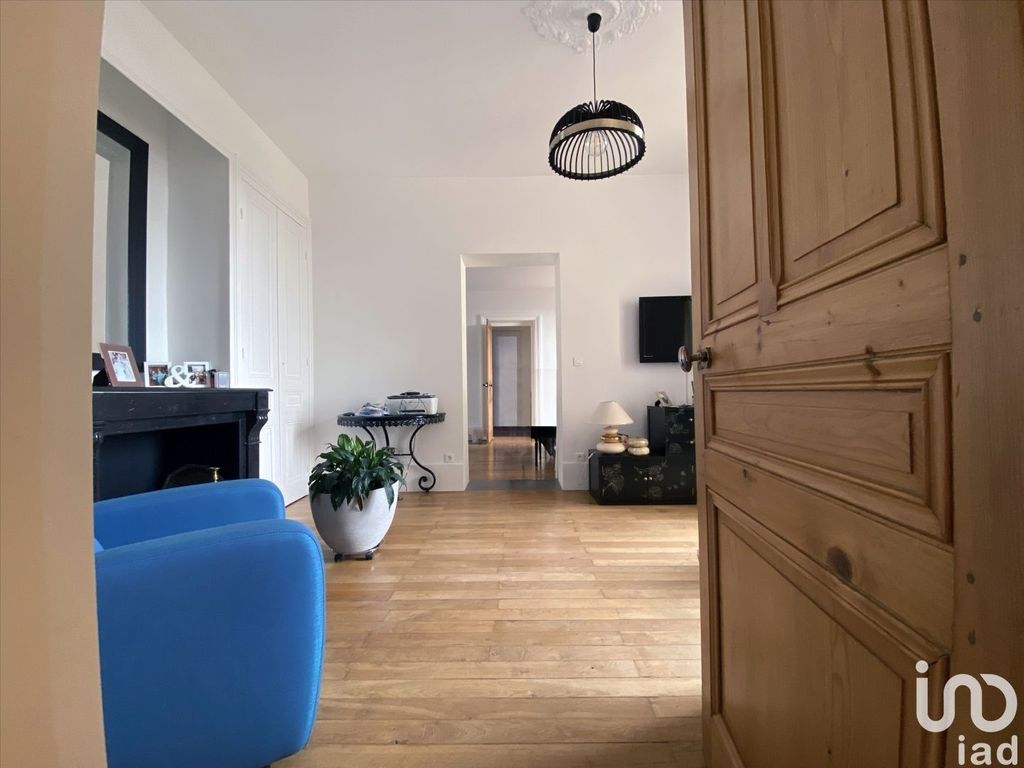 Achat appartement à vendre 3 pièces 75 m² - Sathonay-Camp