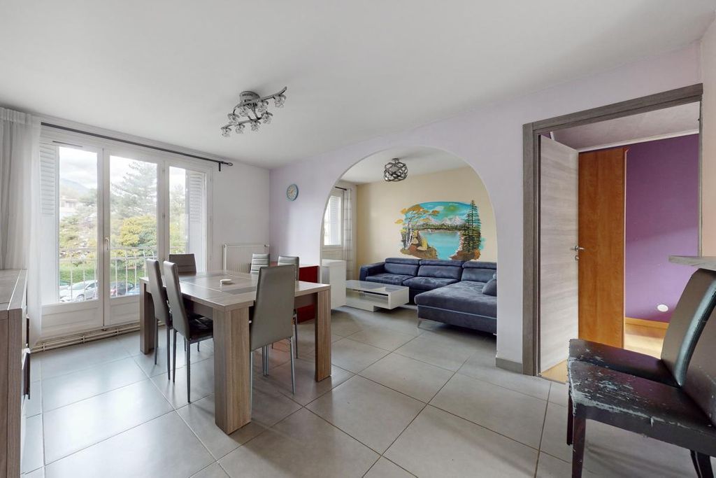 Achat appartement à vendre 3 pièces 61 m² - Saint-Martin-d'Hères