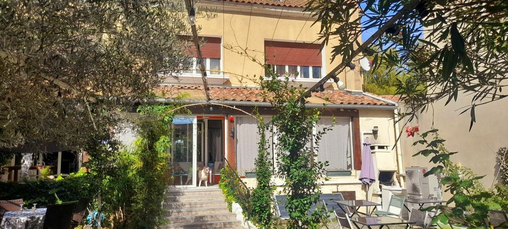 Achat maison à vendre 5 chambres 224 m² - Espéraza