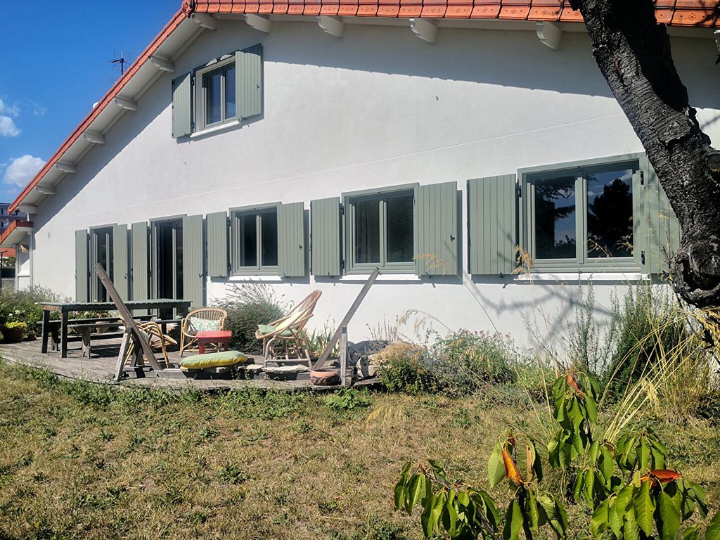 Achat maison à vendre 4 chambres 120 m² - Cournon-d'Auvergne