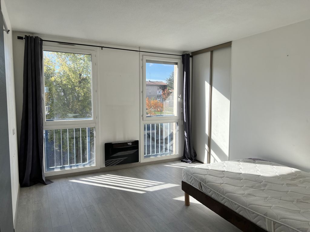 Achat appartement 4 pièce(s) Saint-Genis-les-Ollières