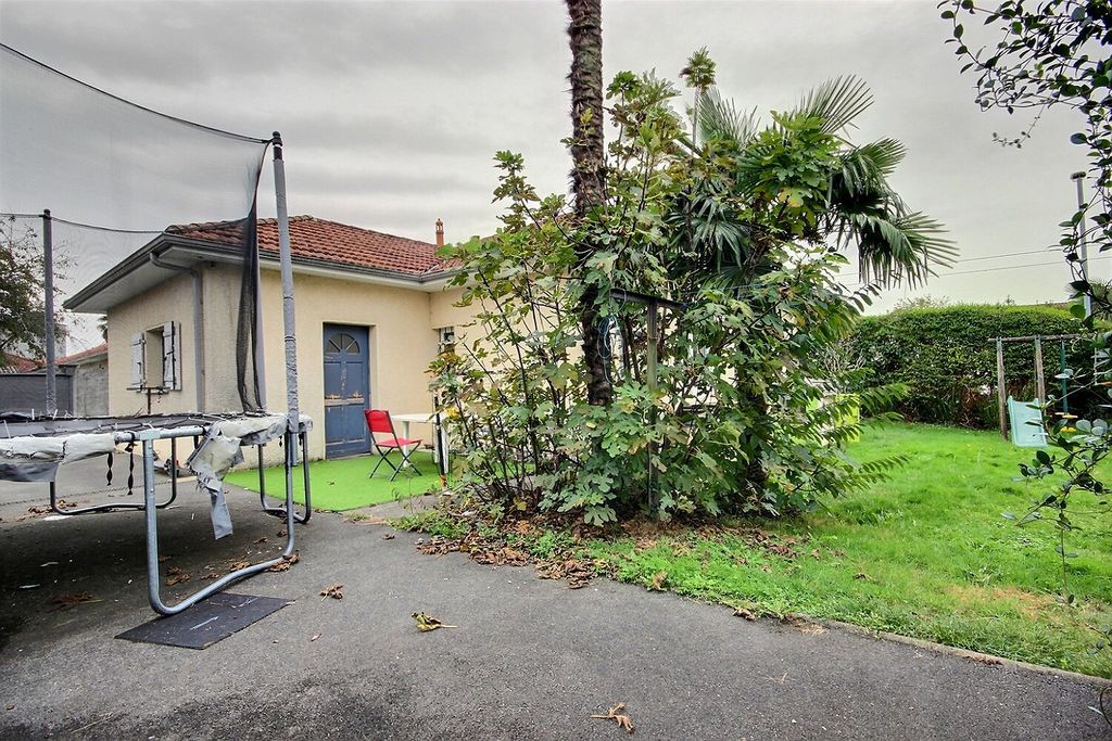 Achat maison à vendre 3 chambres 100 m² - Billère