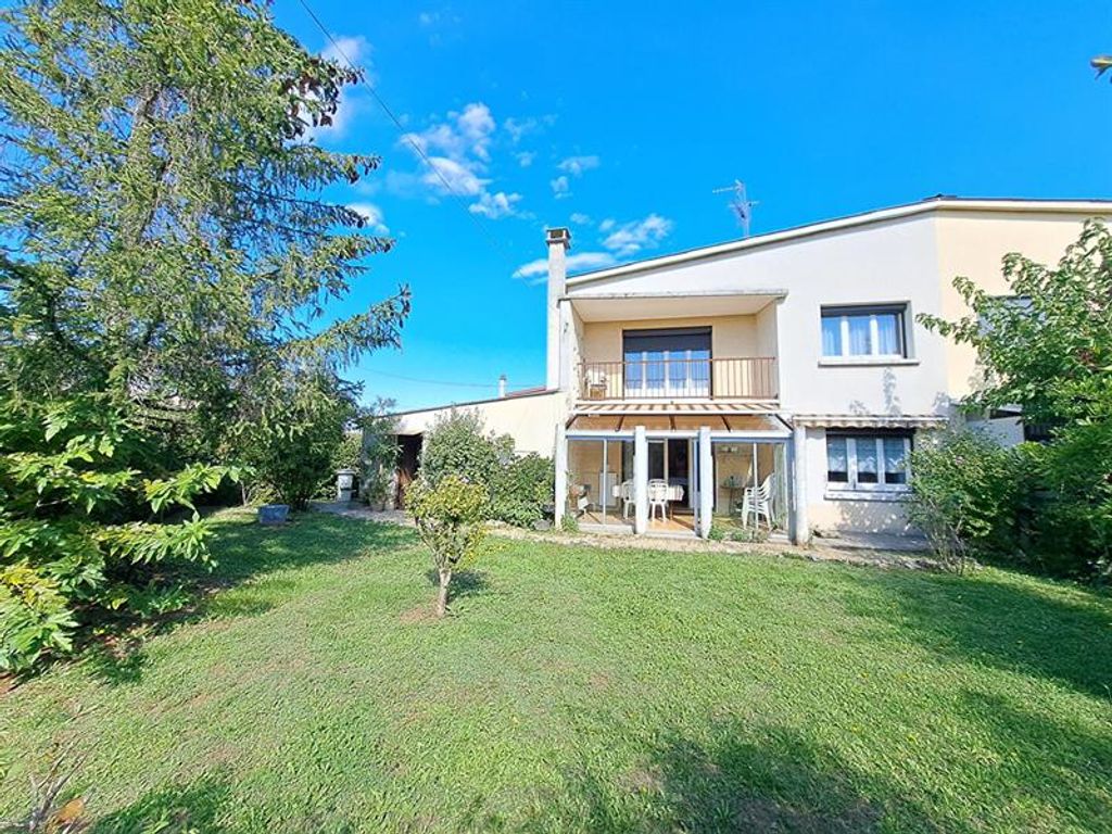 Achat maison à vendre 3 chambres 94 m² - Romans-sur-Isère