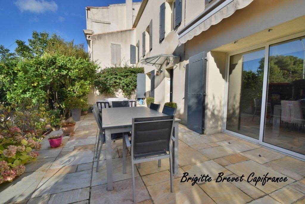 Achat maison à vendre 3 chambres 120 m² - Marseille 10ème arrondissement