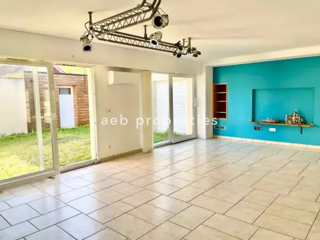 Achat maison à vendre 3 chambres 150 m² - Troyes