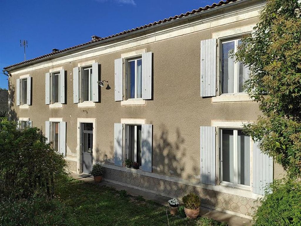 Achat maison à vendre 4 chambres 255 m² - Surgères