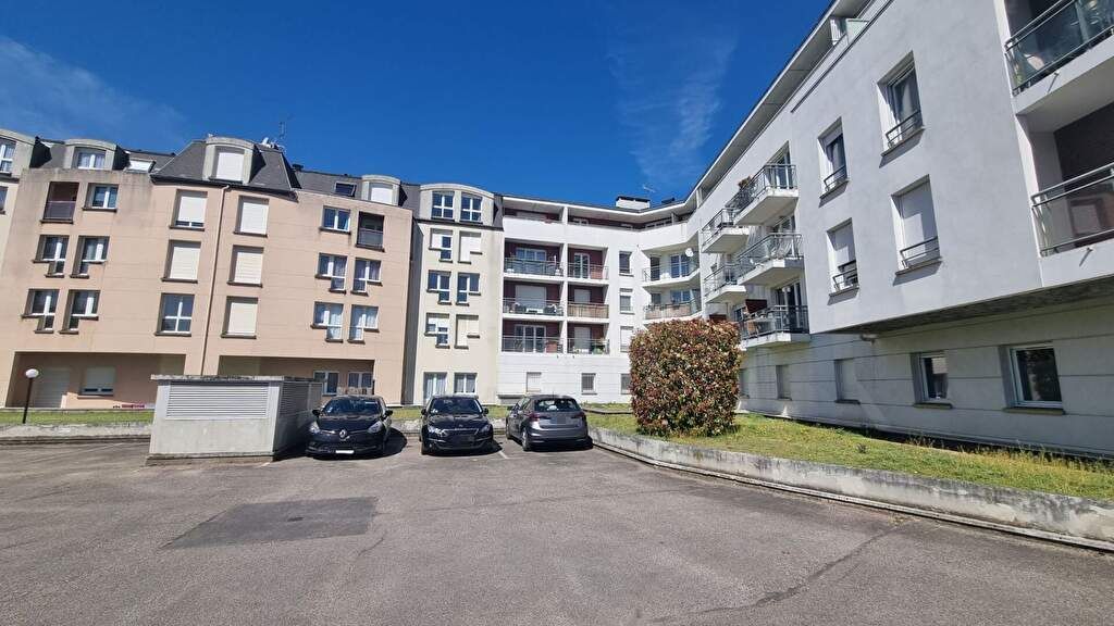 Achat appartement à vendre 4 pièces 71 m² - Mantes-la-Ville