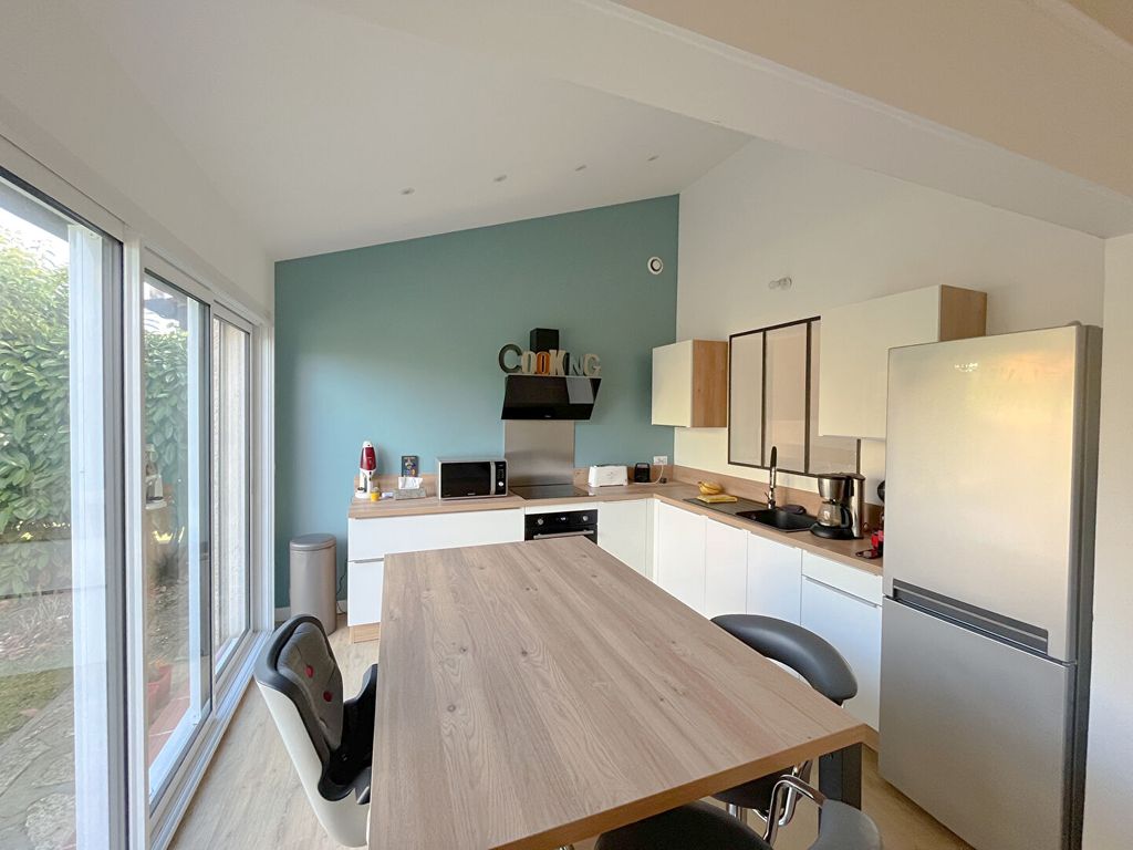 Achat maison à vendre 4 chambres 120 m² - Villeneuve-Tolosane