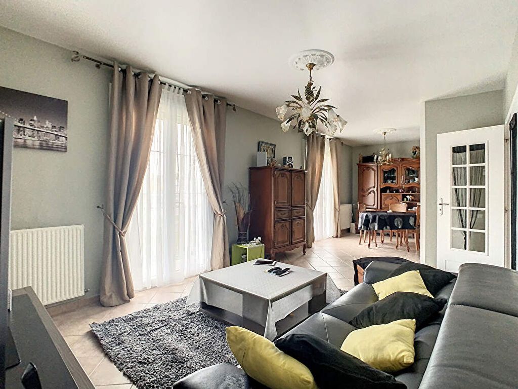 Achat maison à vendre 4 chambres 115 m² - Chambray-lès-Tours
