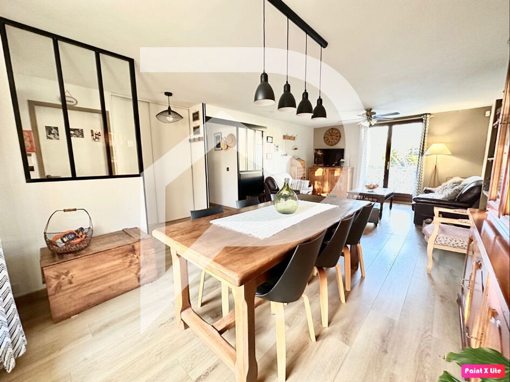Achat maison à vendre 4 chambres 105 m² - La Brède