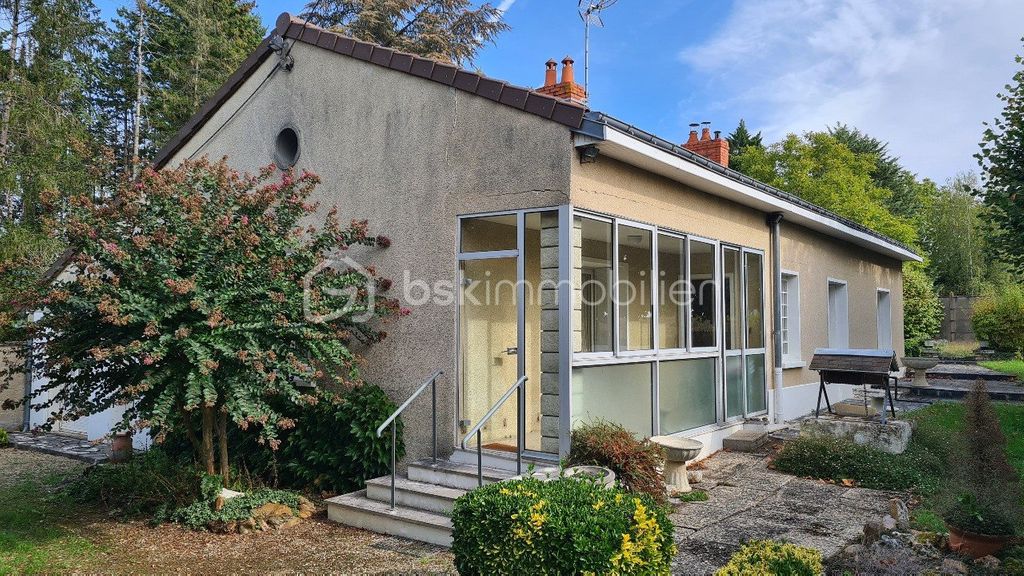 Achat maison à vendre 3 chambres 138 m² - Jaunay-Marigny